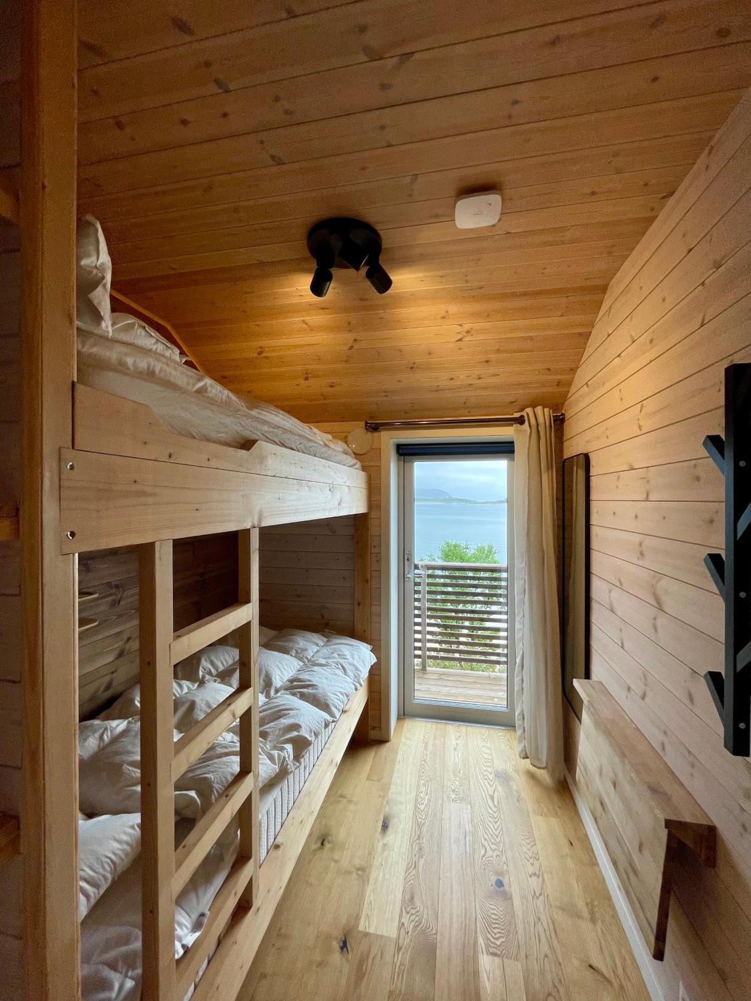 Ecolodge Bathuset 69Nord Sommaroy Exterior photo